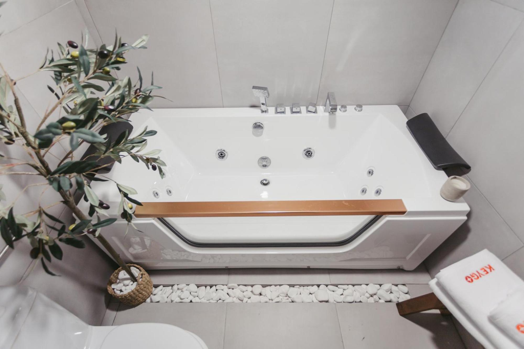 1Br Duplex Self Checkin Yerevan Heart By Keygo 17 Buitenkant foto
